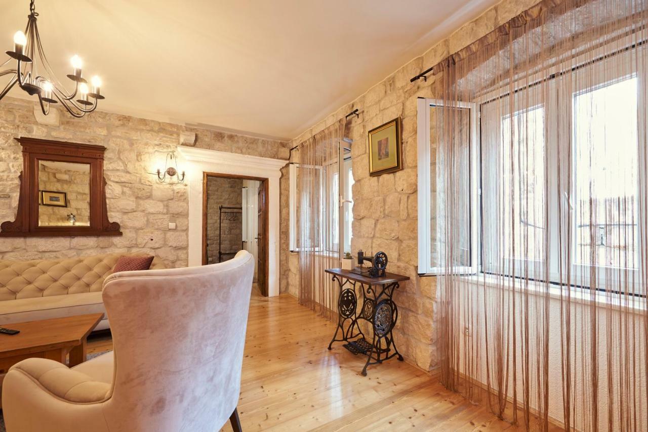 Apartment Capo Residence - Old Town - Parking Trogir Luaran gambar