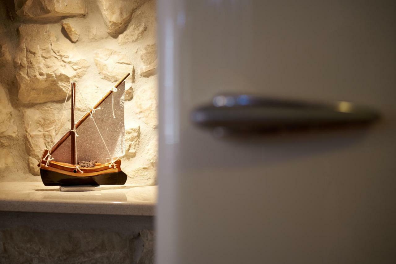 Apartment Capo Residence - Old Town - Parking Trogir Luaran gambar