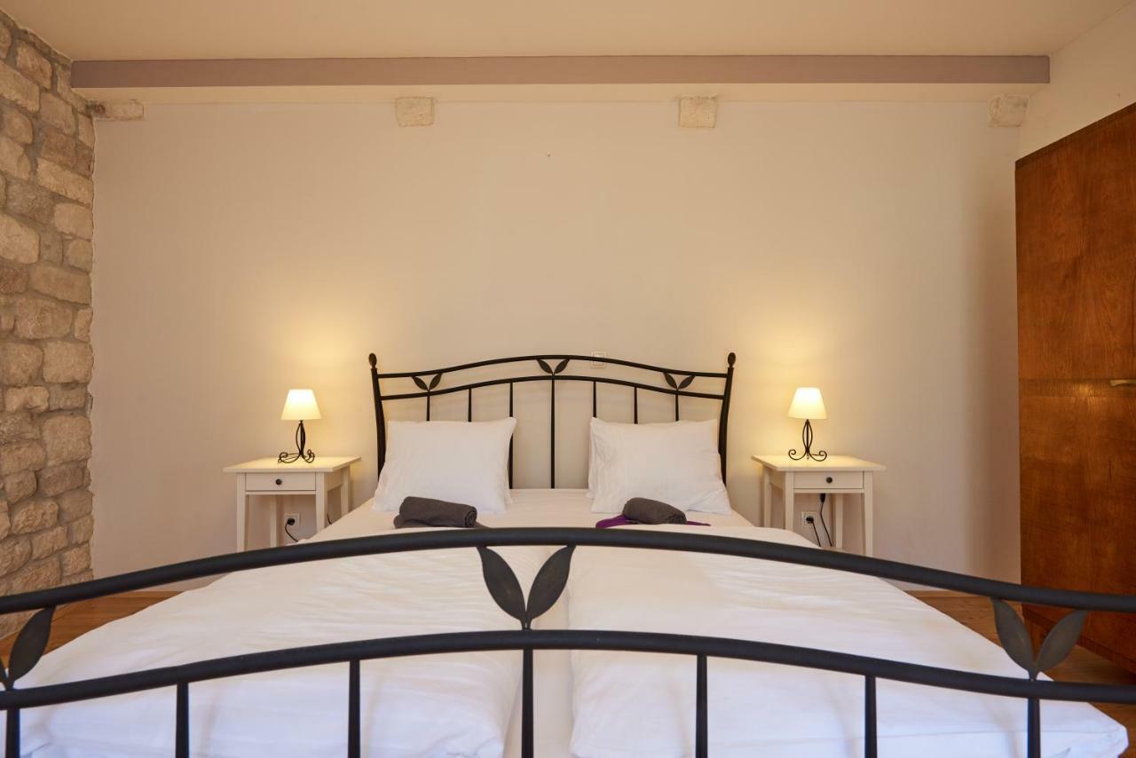 Apartment Capo Residence - Old Town - Parking Trogir Luaran gambar