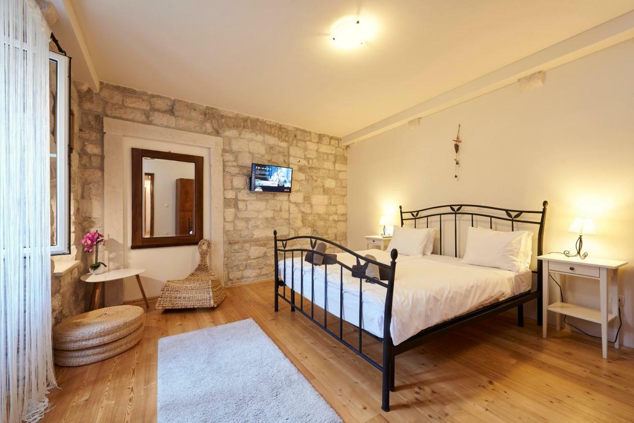 Apartment Capo Residence - Old Town - Parking Trogir Luaran gambar